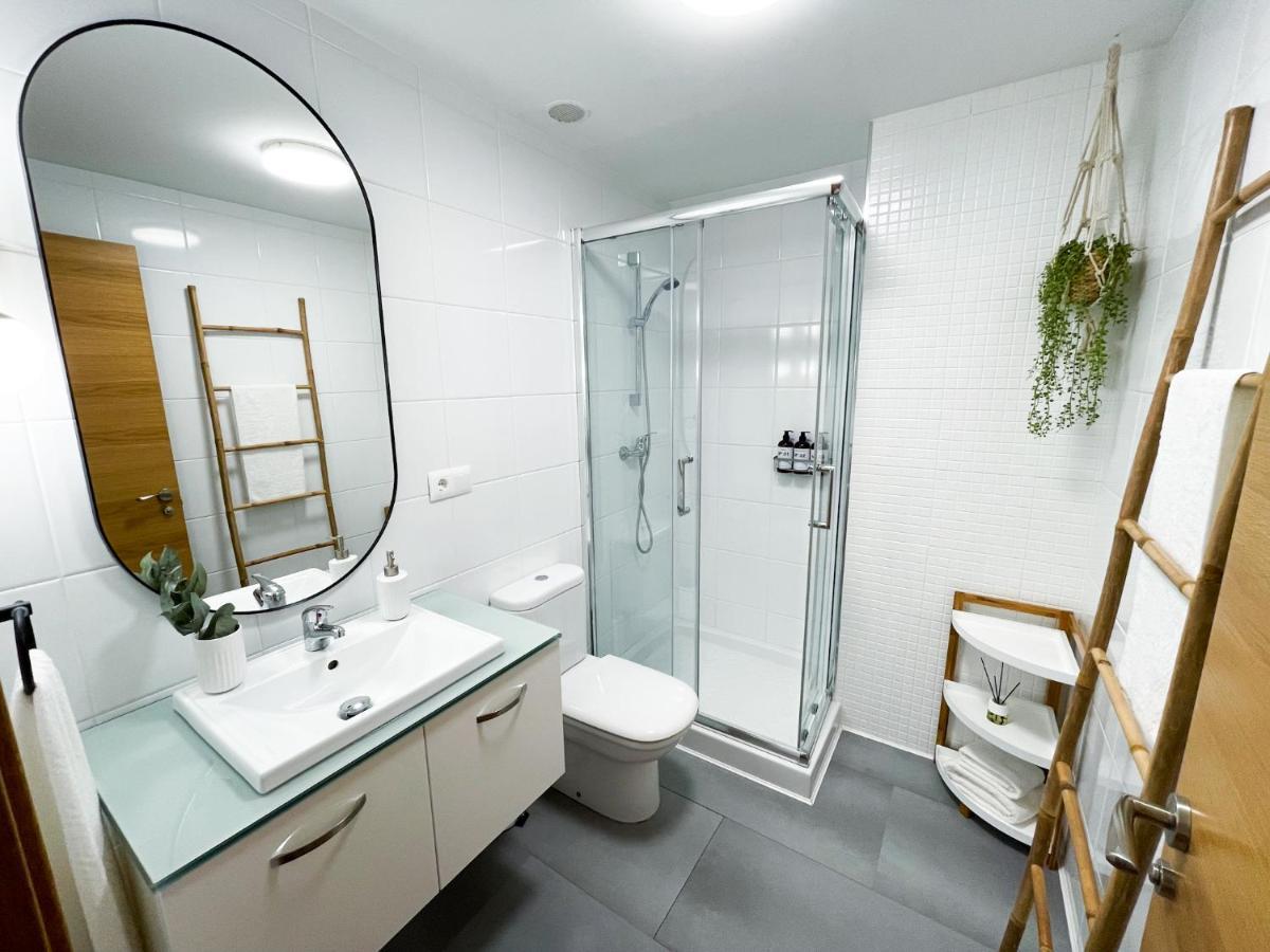 Apt Iluka Nuevo Con Vistas Al Mar Malpica Ngoại thất bức ảnh
